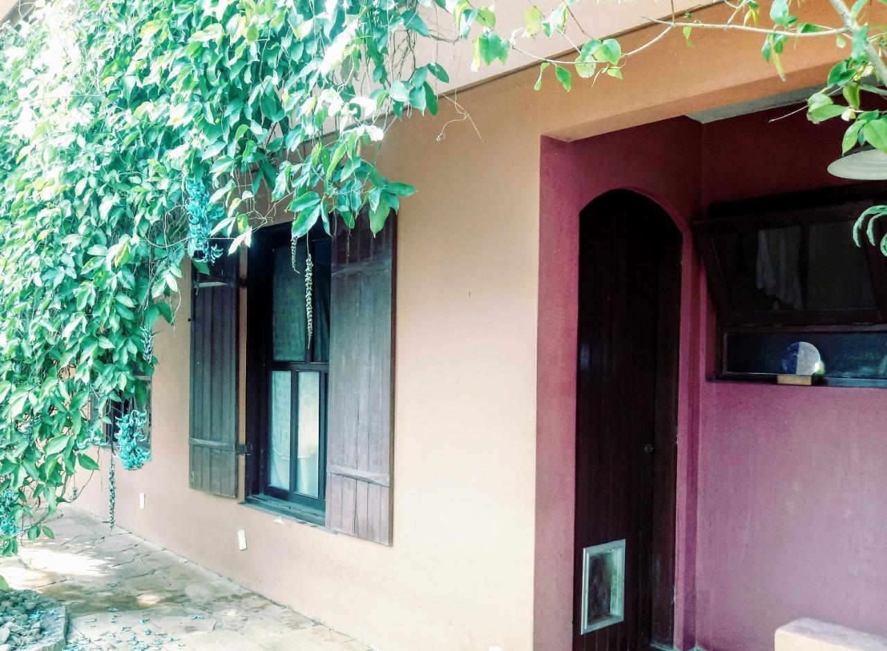 Lindas Suites A Uma Quadra Da Praia E Centro 乌巴图巴 外观 照片
