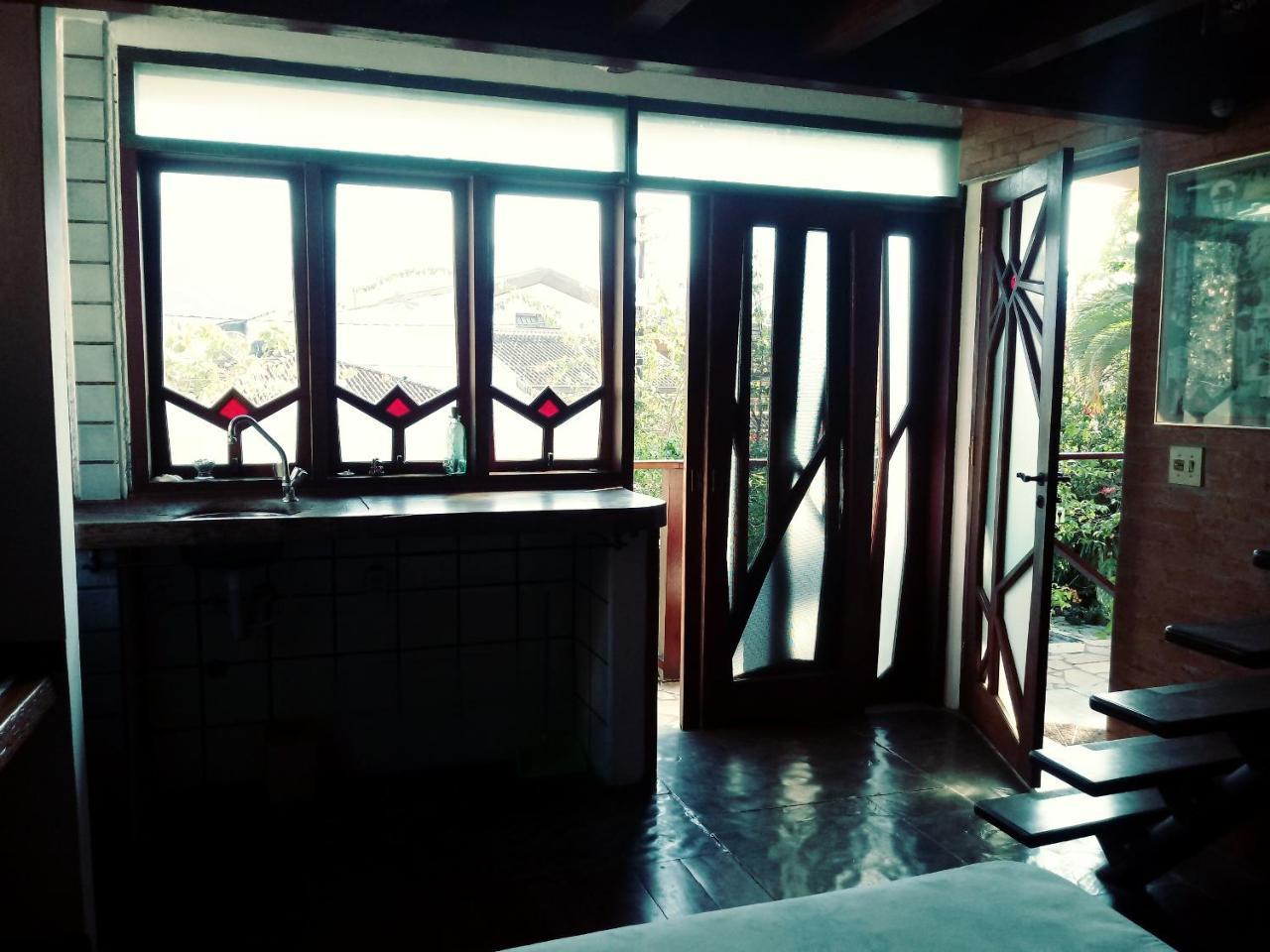 Lindas Suites A Uma Quadra Da Praia E Centro 乌巴图巴 外观 照片