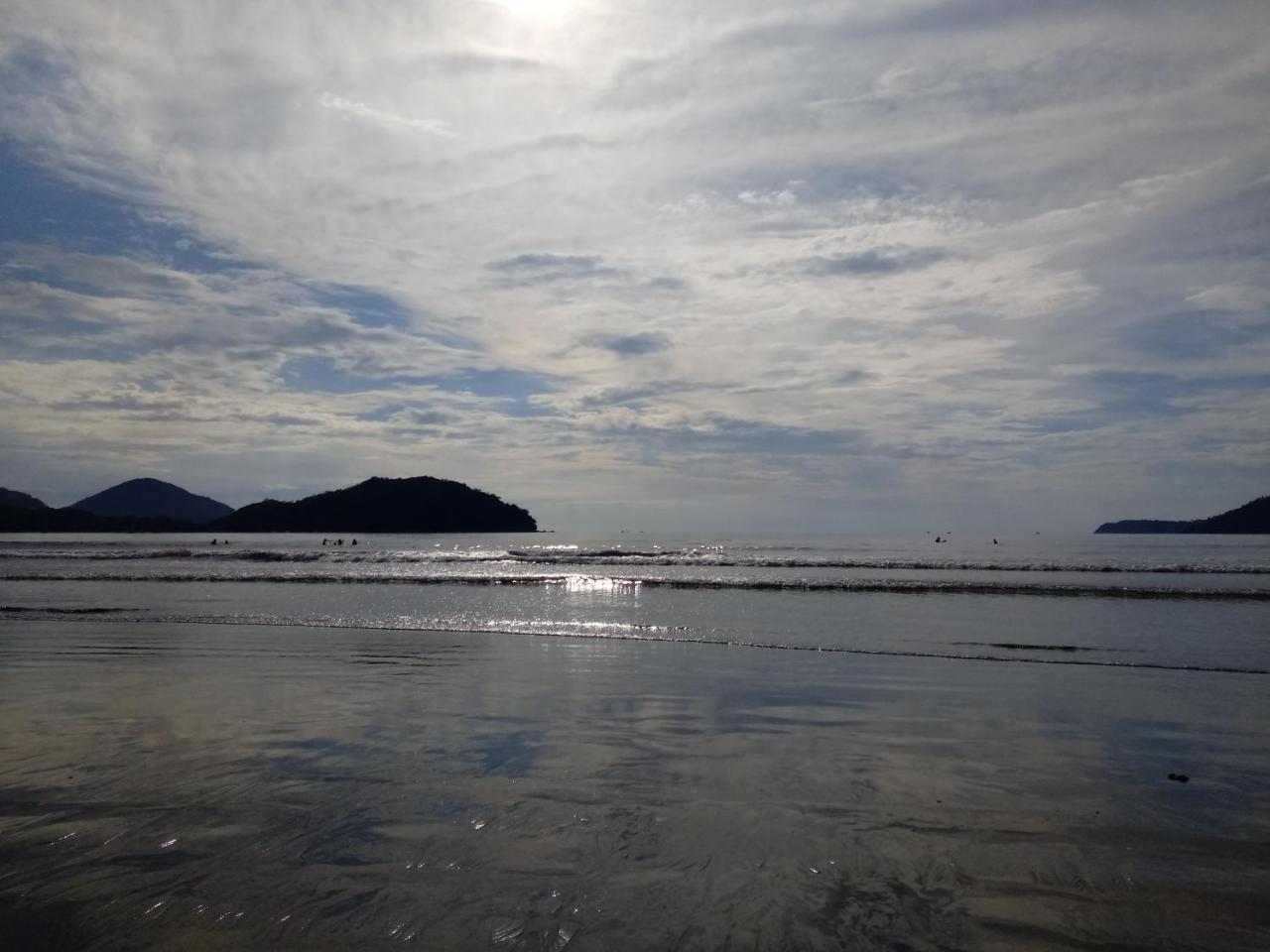 Lindas Suites A Uma Quadra Da Praia E Centro 乌巴图巴 外观 照片